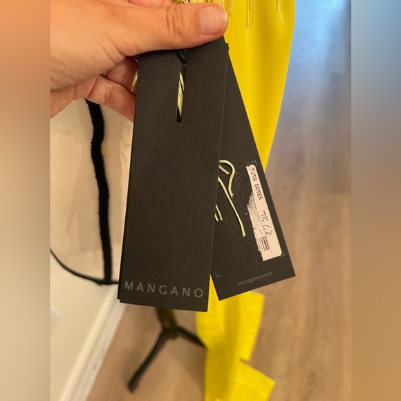 Mongano jumpsuit NEW SIZE: 6 - Picture 7 of 7